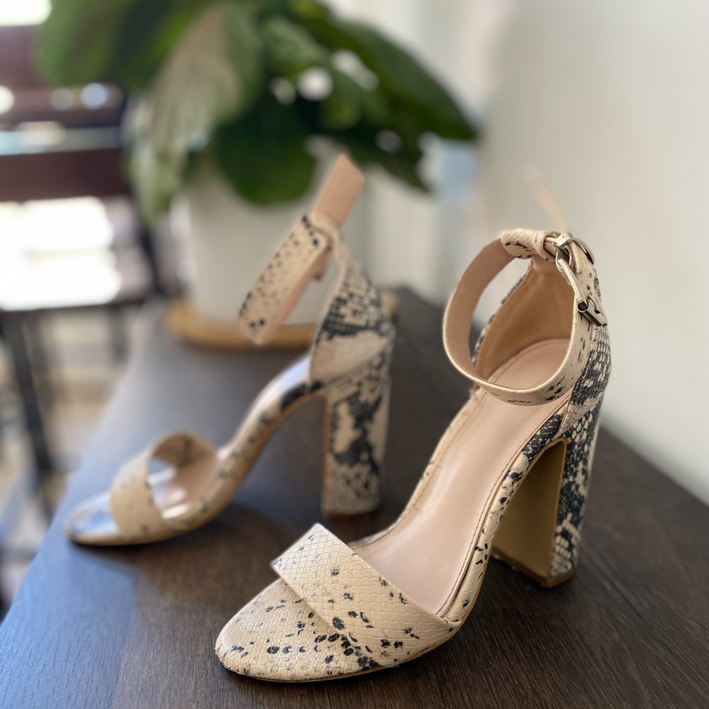 Lulu’s Taylor Ankle Strap Heel in Snake Print - Picture 5 of 10